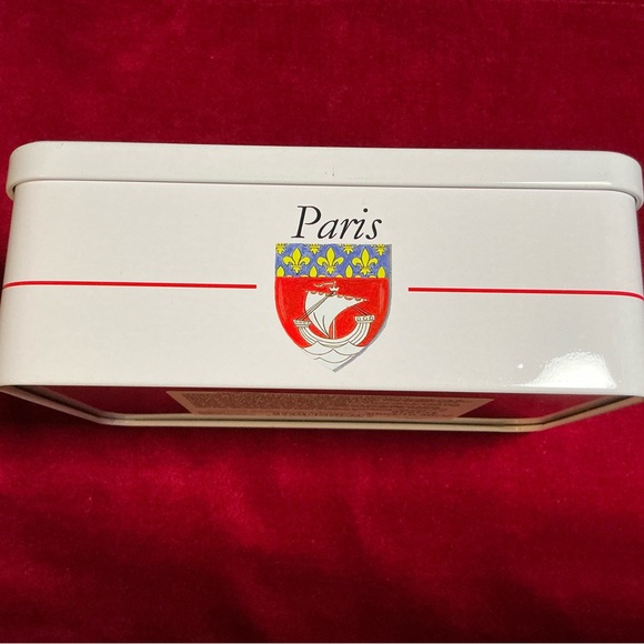 Collectible Metal Box Raised Relief Color Images of 5 Paris Landmarks Hinged Lid - Picture 3 of 11